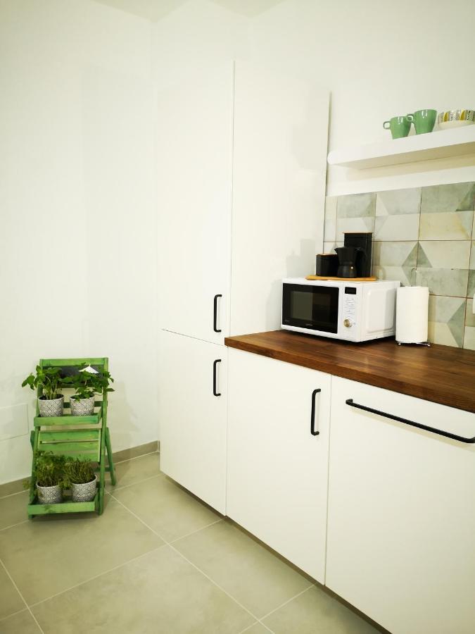 Apartment Sunrise, Coastal Istra, Pula Duga Uvala Pavicini Buitenkant foto