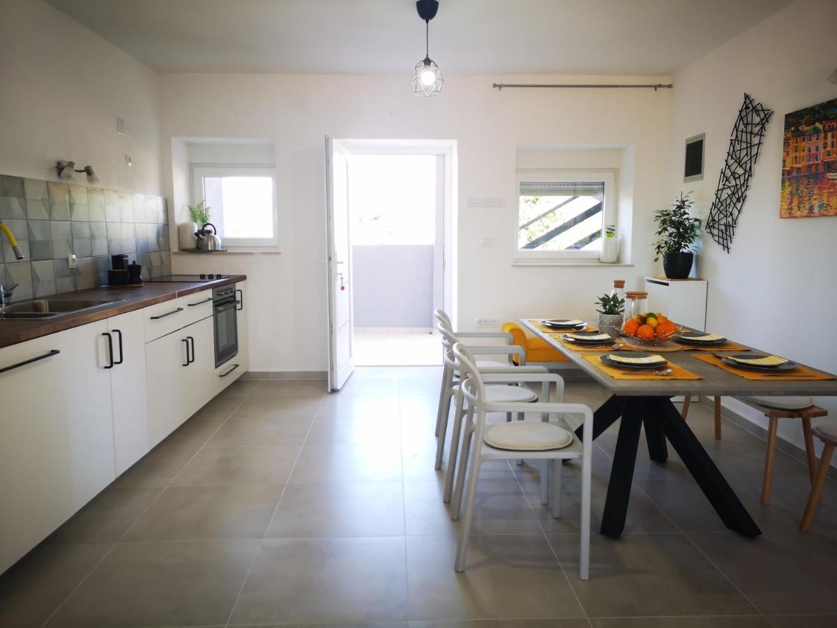 Apartment Sunrise, Coastal Istra, Pula Duga Uvala Pavicini Buitenkant foto