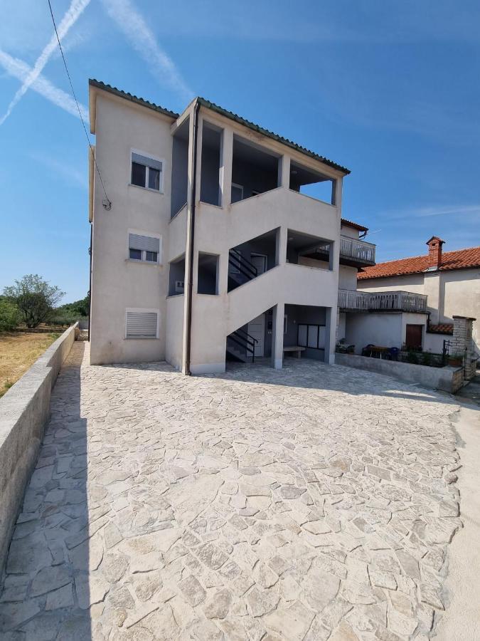 Apartment Sunrise, Coastal Istra, Pula Duga Uvala Pavicini Buitenkant foto